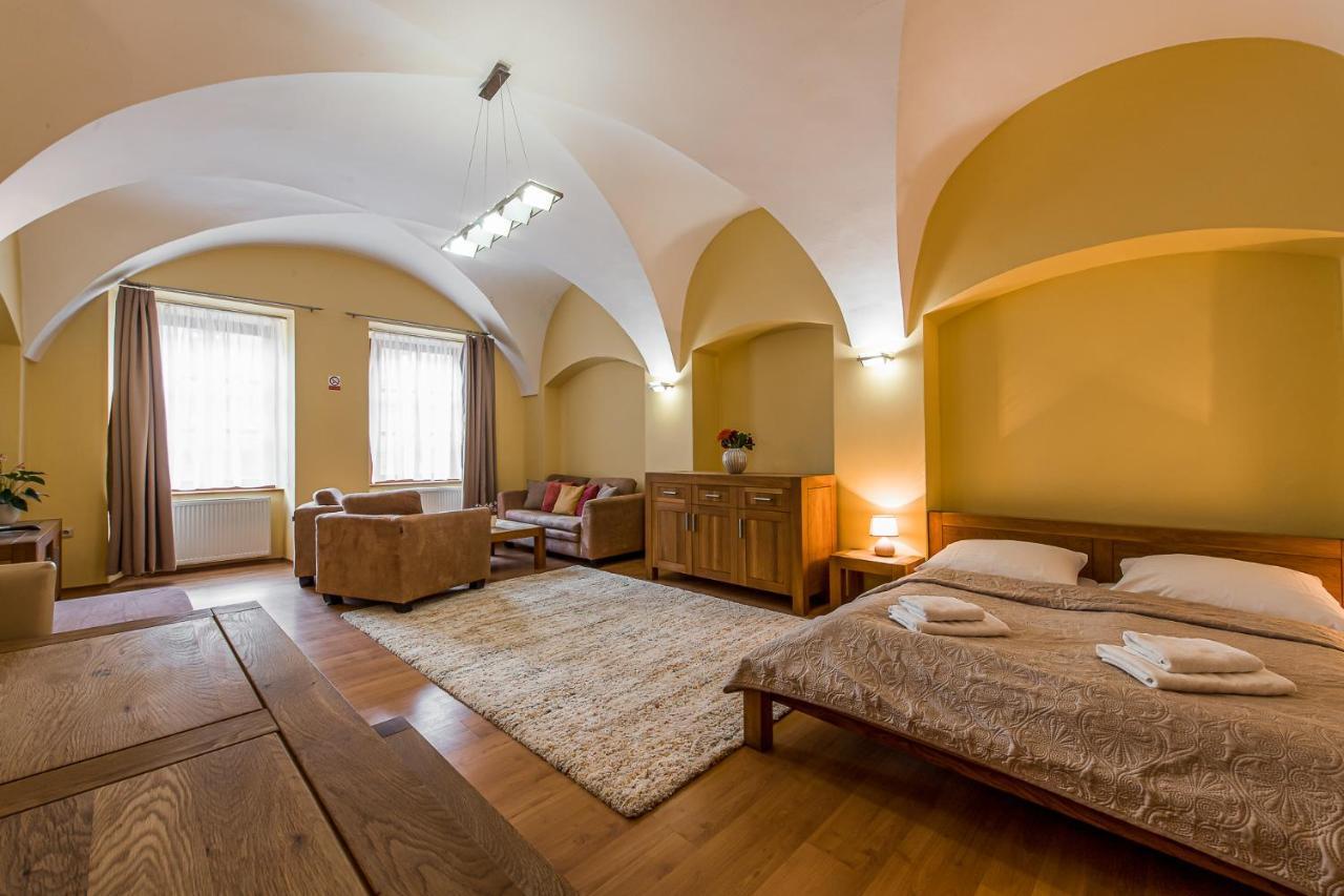 Apartmany Kolegium Prešov Buitenkant foto